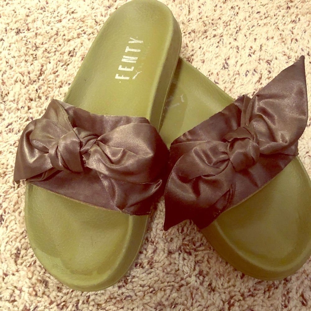 Fenty puma slides